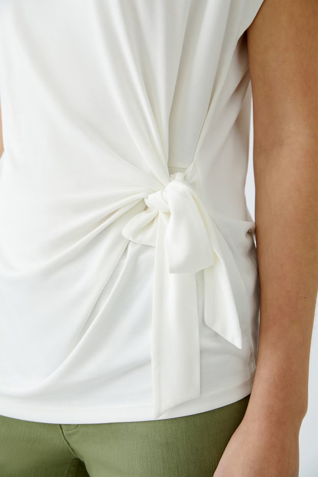 Oui Side Twist T