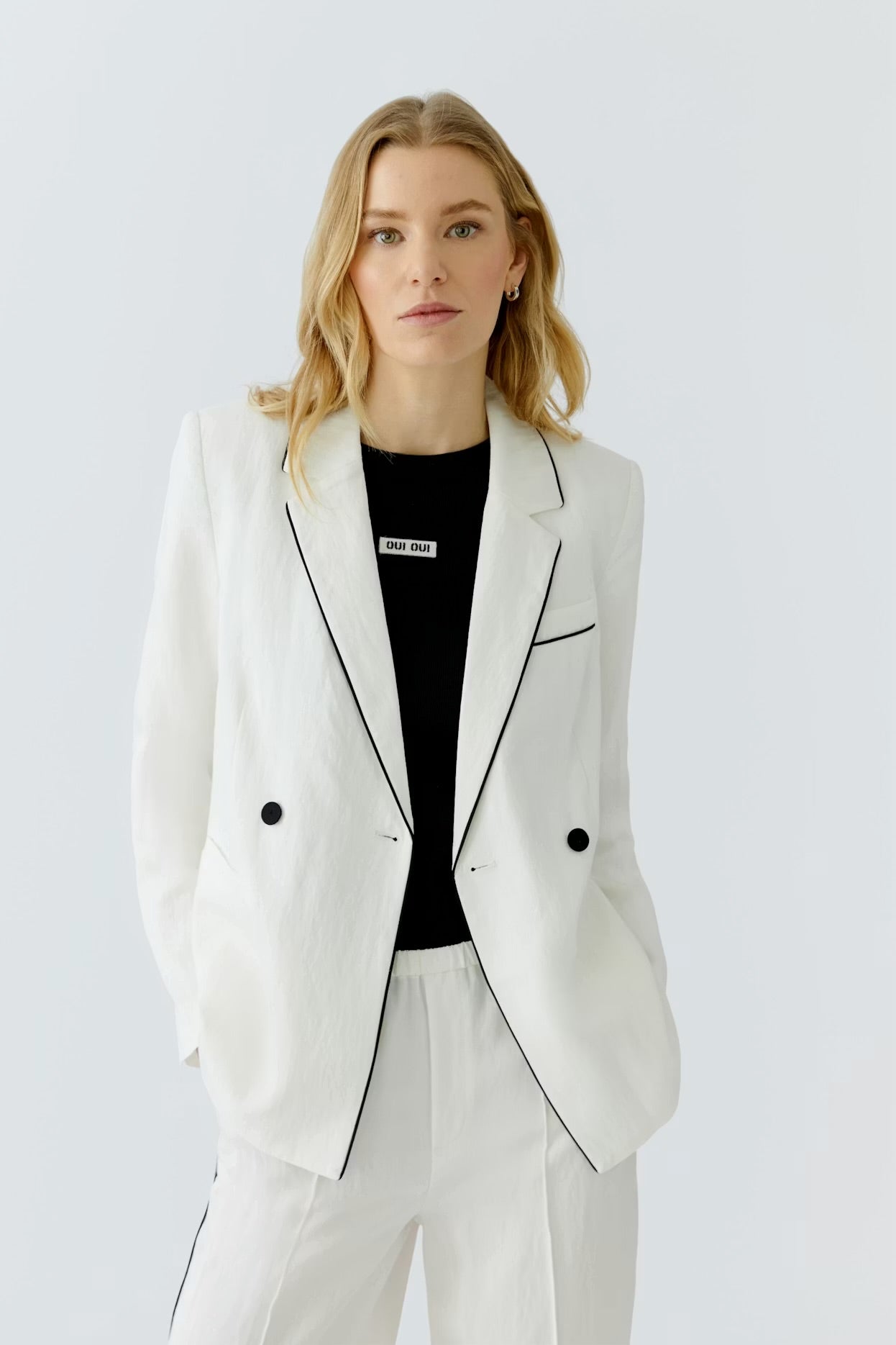 Oui Blazer