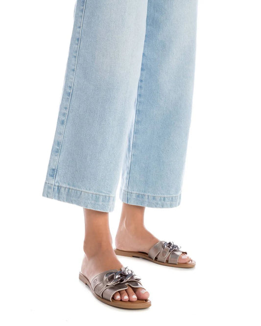 Carmela Sandal