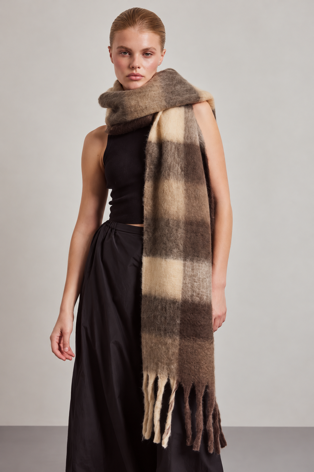 The Reykjavik Check Scarf - Dark Earth Brown