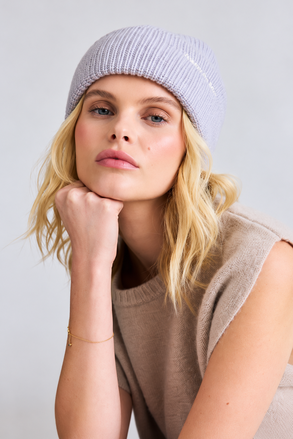 Embroidered Merino Wool Beanie Grey Melange