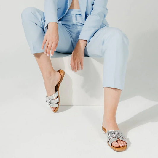 Carmela Sandal